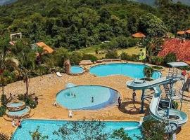 Aldeia Parque Pousada Rural, family hotel in São Roque