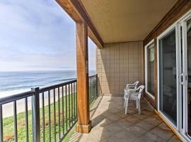 Lincoln City Oceanfront Condo, Near Lincoln Beach!, хотел в Линкълн Сити