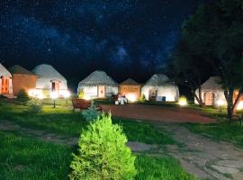Asman yurt resort, hotel v destinaci Bokonbayevo