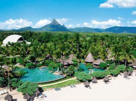 La Pirogue Mauritius, hotel in Flic-en-Flac