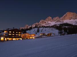 Moseralm Dolomiti Spa Resort, hotel in zona Ski lift Oberholz, Nova Levante