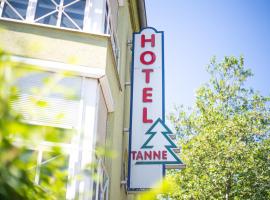 Hotel Tanne, hotel in Saalfeld