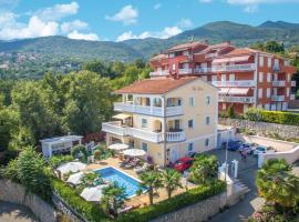 Apartments Villa Chiara Opatija, family hotel in Ičići