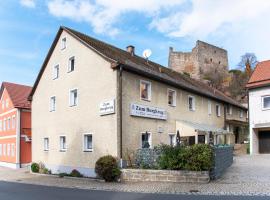 Gasthof Zum Burgkrug, hotel v destinaci Leuchtenberg