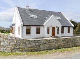 Kevin's House, holiday home in Achill