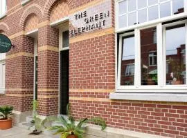 The Green Elephant Hostel & Spa