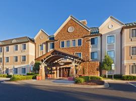 Staybridge Suites - Charlotte Ballantyne by IHG, hotel in Charlotte