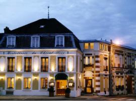 L'Hôtel Le Cheval Noir, family hotel in Moret-sur-Loing