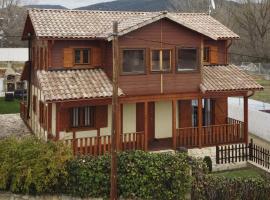 La cabaña del bosque, semesterhus i Villalba de la Sierra