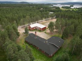 Soppela retreat at the Arctic Circle, hotel s parkiriščem v mestu Kemijärvi