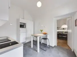 City Center Apartment with Parking