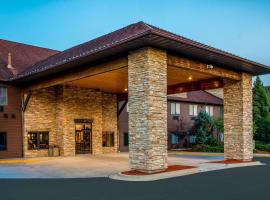 Riverview Inn & Suites, Ascend Hotel Collection, hotel in Rockford