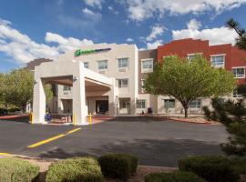  Holiday Inn Express & Suites, hotel in Santa Fe
