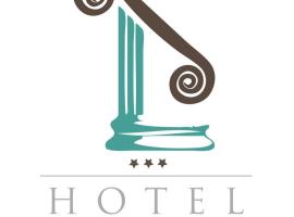 Hôtel CHENOUA, hotel v destinaci Tipaza