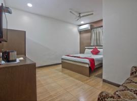 Hotel Sunshine Airport, hotel near Chhatrapati Shivaji International Airport Mumbai - BOM, Mumbai