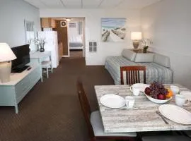 Aquarius Oceanfront Inn