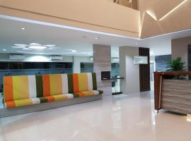 HOTEL MELATI, hotel v destinaci Tanjungredep