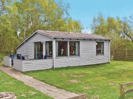 Awesome Home In Skanderborg With 2 Bedrooms And Wifi, feriehus i Skanderborg