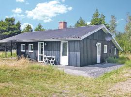 Beautiful Home In Rm With 3 Bedrooms, Sauna And Wifi – hotel w mieście Mølby