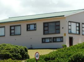 Oyster Catcher Stay And Explore, hotel perto de Seal Point Surf Spot, Cape St Francis