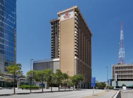 Crowne Plaza Hotel Dallas Downtown, an IHG Hotel โรงแรมที่Main Street Districtในดัลลัส