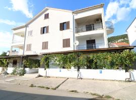 Apartments Vladan with Terrace