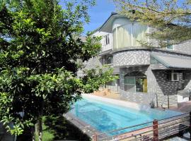 TREE HOUSE, Hotel in Pingtung County