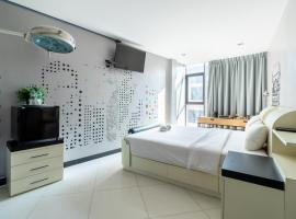 The Secret Service Bed & Breakfast, homestay in Bangkok