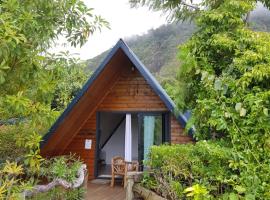 TAPACALA INSOLITE, cabin in Cilaos