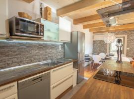 Holiday Home Casa Salina, golfhotel in Sečovlje