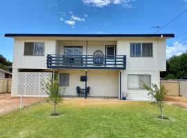 Central Views, hotel ramah hewan peliharaan di Jurien Bay