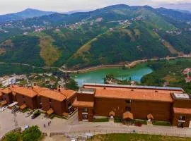 Sera Lake Resort Hotel Spa & Aparts