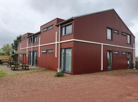 Hotel Dijkzicht, hotel near Borkum Airport - BMK, Oudeschip