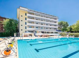 Aparthotel Albatros, ξενοδοχείο διαμερισμάτων στο Λινιάνο Σαμπιαντόρο