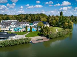 Liget Wellness &eacute;s Konferencia Hotel &ndash; hotel przy plaży 