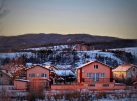 Къщи за гости Ореха, guest house in Samokov