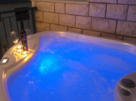 Luxury Apartments Mia, hotell i Podstrana