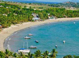 LES CHALETS DE MELINDA, hotel in Nosy Be