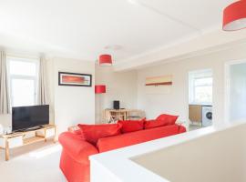 Toothbrush Apartments - Ipswich East - Cauldwell Ave, holiday rental in Ipswich