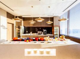 Crowne Plaza Vientiane by IHG, готель у місті В'єнтьян