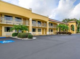 Comfort Inn Sun City Center - Ruskin - Tampa South, ξενοδοχείο σε Sun City Center