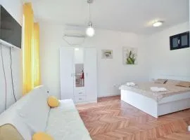 Apartment Stari Grad