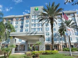 Holiday Inn Express & Suites S Lake Buena Vista, an IHG Hotel、キシミーのホテル