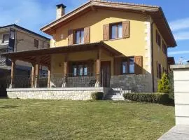 Casa Rural Izarrak