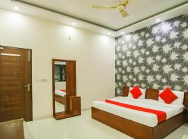 Mūnak में, होटल OYO 68211 Dream Resort