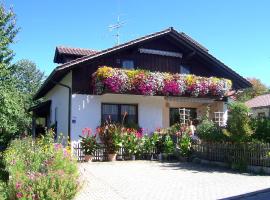 Haus Schmid, vacation rental in Innernzell