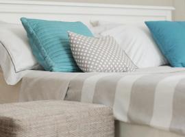 Flat in cottage close to the centre parking, WiFi, BBQ, casa rústica em Lviv