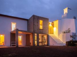 Casa das Artes, hotel in Serreta