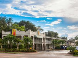 Super 8 by Wyndham Bradenton Sarasota Area, hotel pobl&iacute;ž Mezin&aacute;rodn&iacute; leti&scaron;tě Sarasota Bradenton - SRQ, 