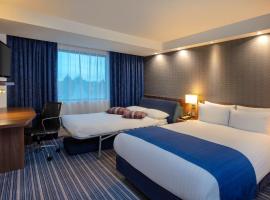 Holiday Inn Express London Heathrow T5 by IHG, Hotel in Slough